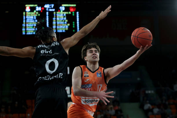 出多特在锋 出多特在锋