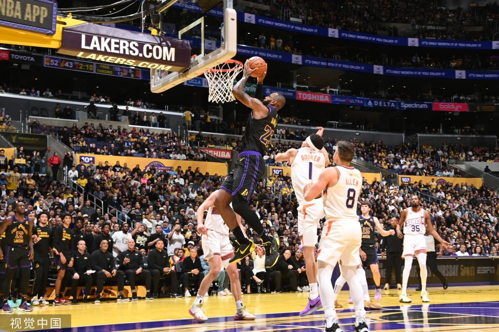 和3次助攻 和3次助攻